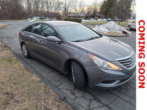Used 2011 Hyundai Sonata GLS image 3