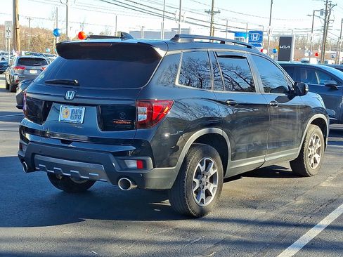 Used 2023 Honda Passport TrailSport image 4