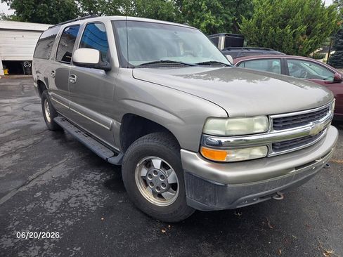 Used 2003 Chevrolet Suburban LT w/ LT Preferred Equipment Group AWD/4WD image 28