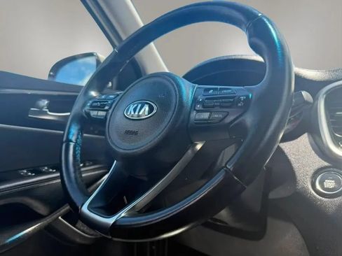Used 2016 Kia Sorento SX FWD image 20