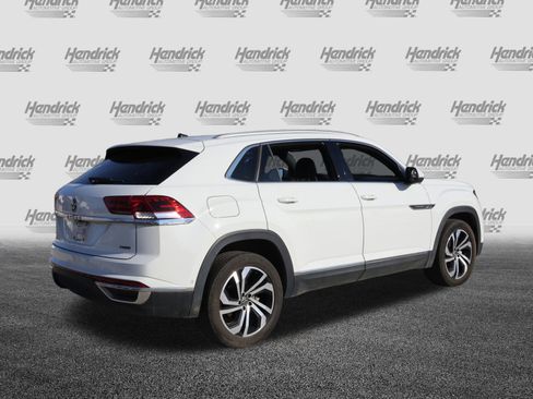 Used 2021 Volkswagen Atlas Cross Sport SEL Premium image 9