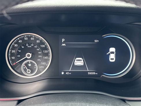 Used 2022 Genesis G70 2.0T image 26