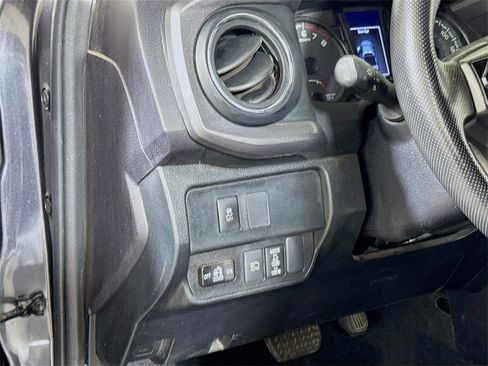 Used 2023 Toyota Tacoma SR5 image 8