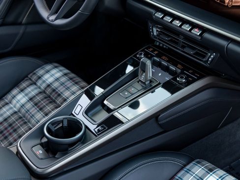 Certified 2025 Porsche 911 Turbo image 48