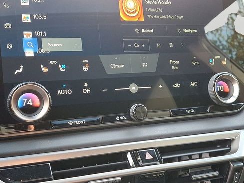 Used 2025 Lexus RX 350 Premium image 17