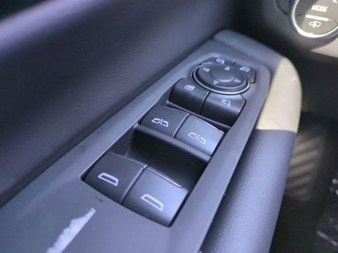 New 2026 Chevrolet Suburban High Country AWD/4WD image 25