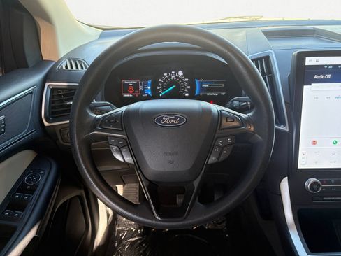 Used 2024 Ford Edge SE AWD/4WD image 9