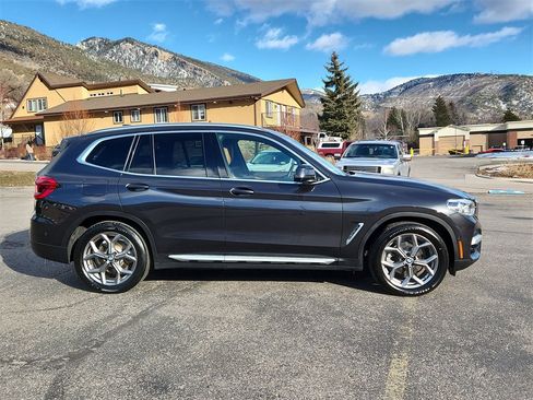 Used 2020 BMW X3 xDrive30i w/ Executive Package image 2