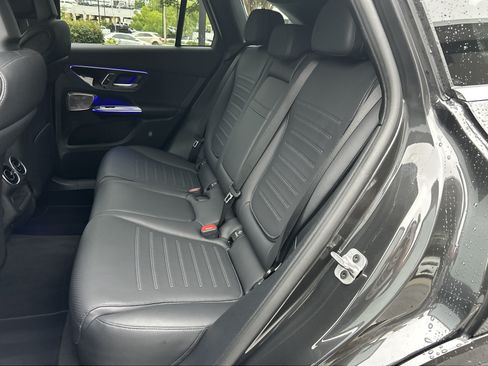 Certified 2025 Mercedes-Benz GLC 300 4MATIC image 41