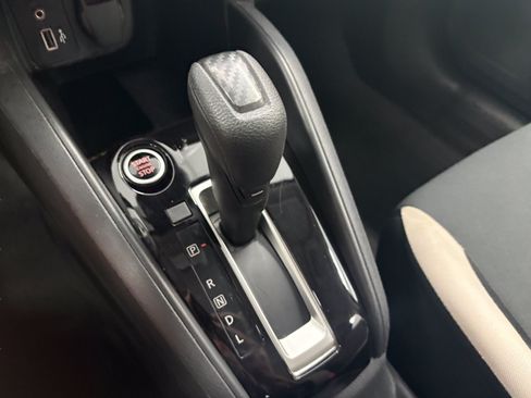 Used 2022 Nissan Versa SV w/ Trunk Package FWD image 16
