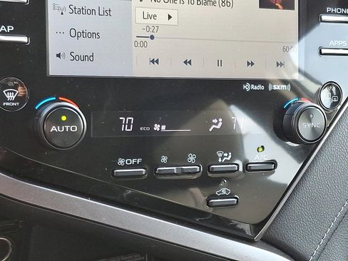 Certified 2020 Toyota Camry XSE image 15