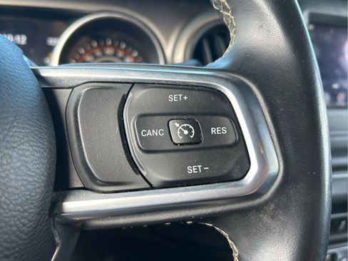 Used 2020 Jeep Gladiator Sport w/ Quick Order Package 24S image 15