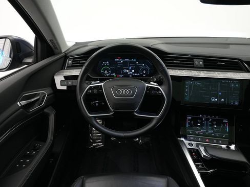 Used 2024 Audi Q8 e-tron Premium AWD/4WD image 10