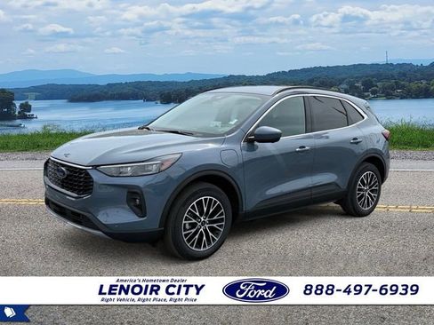 Used 2025 Ford Escape SE w/ PHEV Premium Package FWD image 7