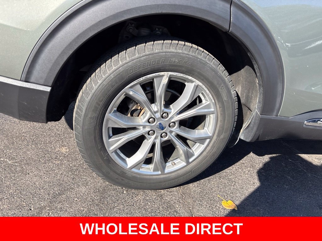 Used 2020 Ford Explorer XLT w/ Equipment Group 202A AWD/4WD image 11