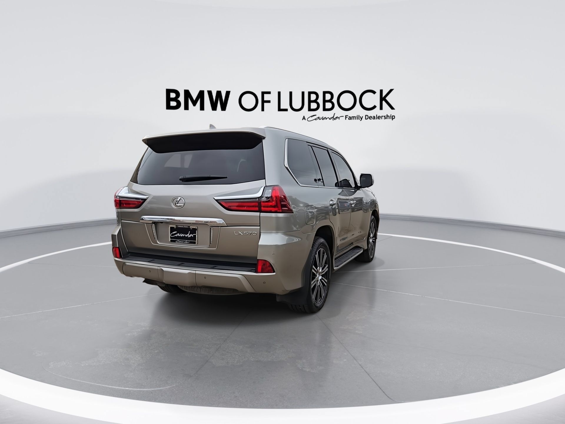 Used 2019 Lexus LX 570 4WD w/ Luxury Package image 8