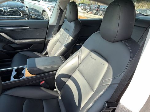 Used 2023 Tesla Model 3 Performance image 17