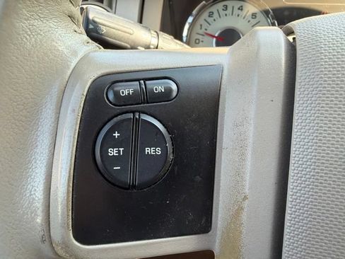 Used 2014 Ford Expedition Limited w/ Equipment Group 301A AWD/4WD image 21