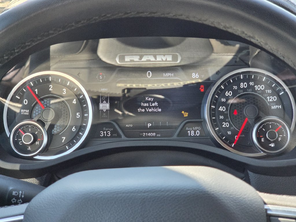 Used 2026 RAM 1500 Laramie AWD/4WD image 15
