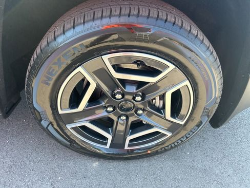 New 2026 Jeep Cherokee Limited AWD/4WD image 25