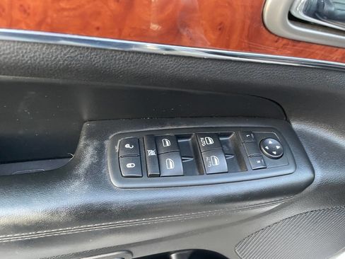 Used 2013 Jeep Grand Cherokee Limited w/ Advance Technology Group image 11