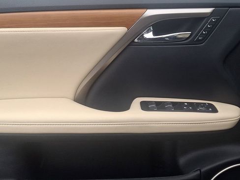 Used 2022 Lexus RX 450h AWD w/ Premium Package image 13