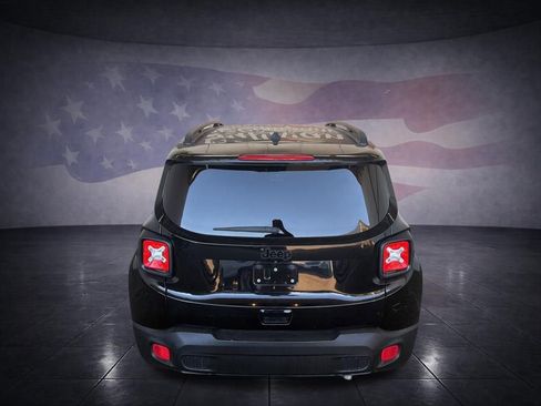 Used 2018 Jeep Renegade Altitude image 12