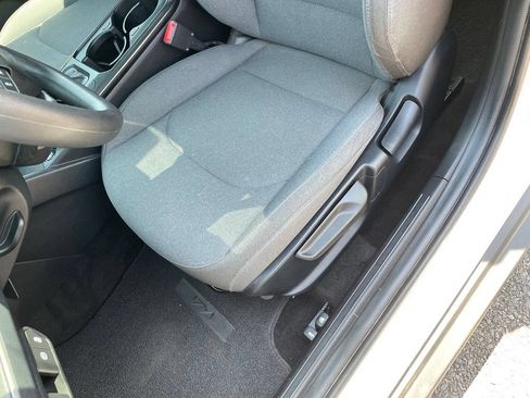 Certified 2025 Kia K4 FWD image 23
