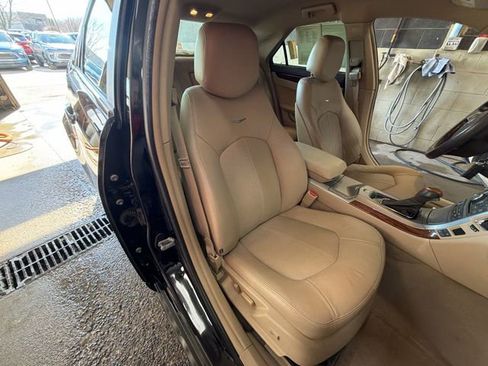 Used 2012 Cadillac CTS Luxury RWD image 24