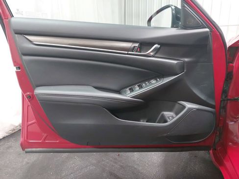 Used 2022 Honda Accord Sport image 26