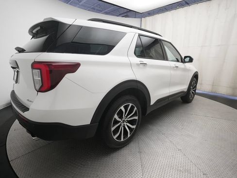 Used 2022 Ford Explorer ST-Line AWD/4WD image 36