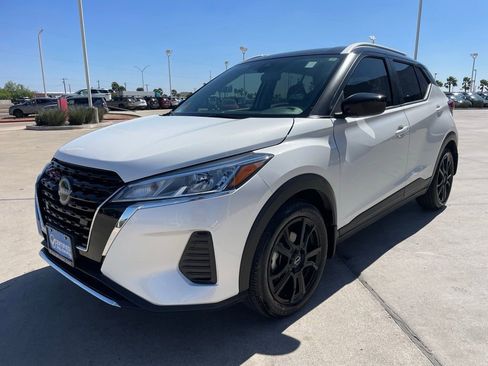 Used 2024 Nissan Kicks SV image 5