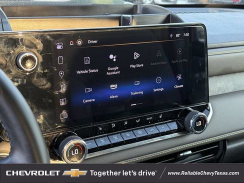 Used 2024 Chevrolet Colorado ZR2 w/ Safety Package AWD/4WD image 25
