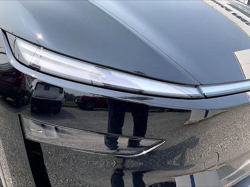 Used 2026 Tesla Model Y AWD image 26