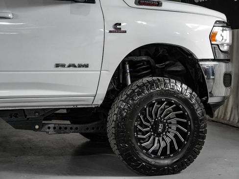 Used 2022 RAM 2500 Big Horn AWD/4WD image 7