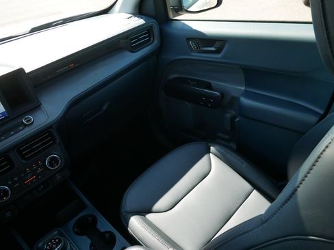 Used 2024 Ford Maverick Lariat w/ Black Appearance Package AWD/4WD image 16