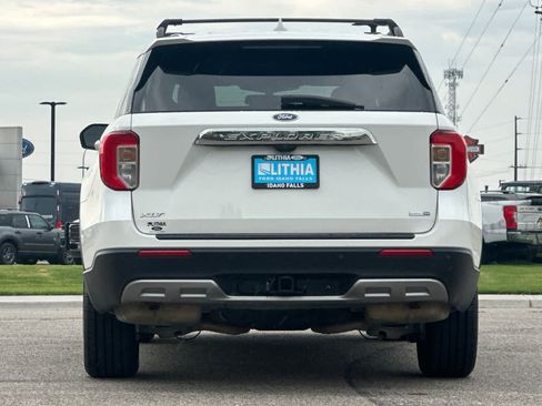 Certified 2020 Ford Explorer XLT w/ Equipment Group 202A AWD/4WD image 7