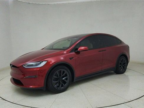 Used 2024 Tesla Model X image 75