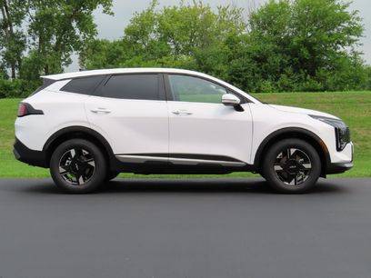 New 2026 Kia Sportage LX w/ LX Convenience Package