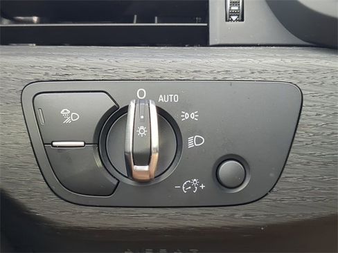 Used 2024 Audi A4 2.0T Premium Plus image 29