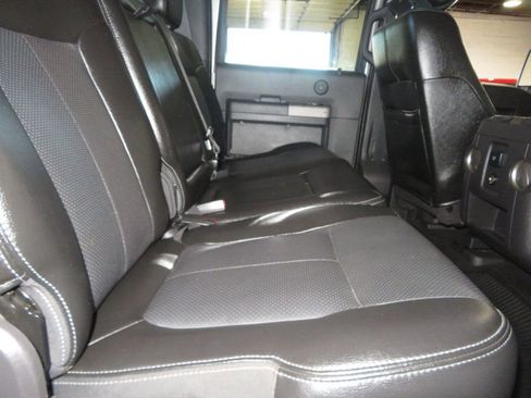 Used 2014 Ford F250 Lariat w/ Lariat Ultimate Package image 31