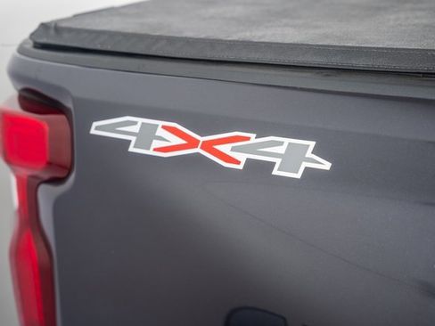 Used 2024 Chevrolet Silverado 2500 Custom w/ Custom Convenience Package image 23