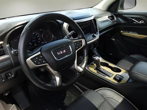 Used 2017 GMC Acadia Denali w/ Technology Package AWD/4WD image 12
