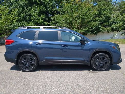 Used 2025 Subaru Ascent Onyx Edition AWD/4WD image 3