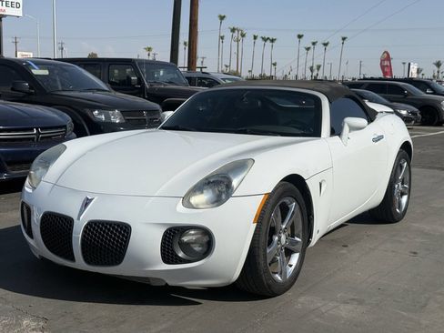 Used 2008 Pontiac Solstice GXP w/ Premium Package image 1