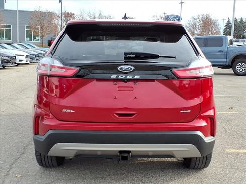 Certified 2022 Ford Edge SEL w/ Convenience Package image 6