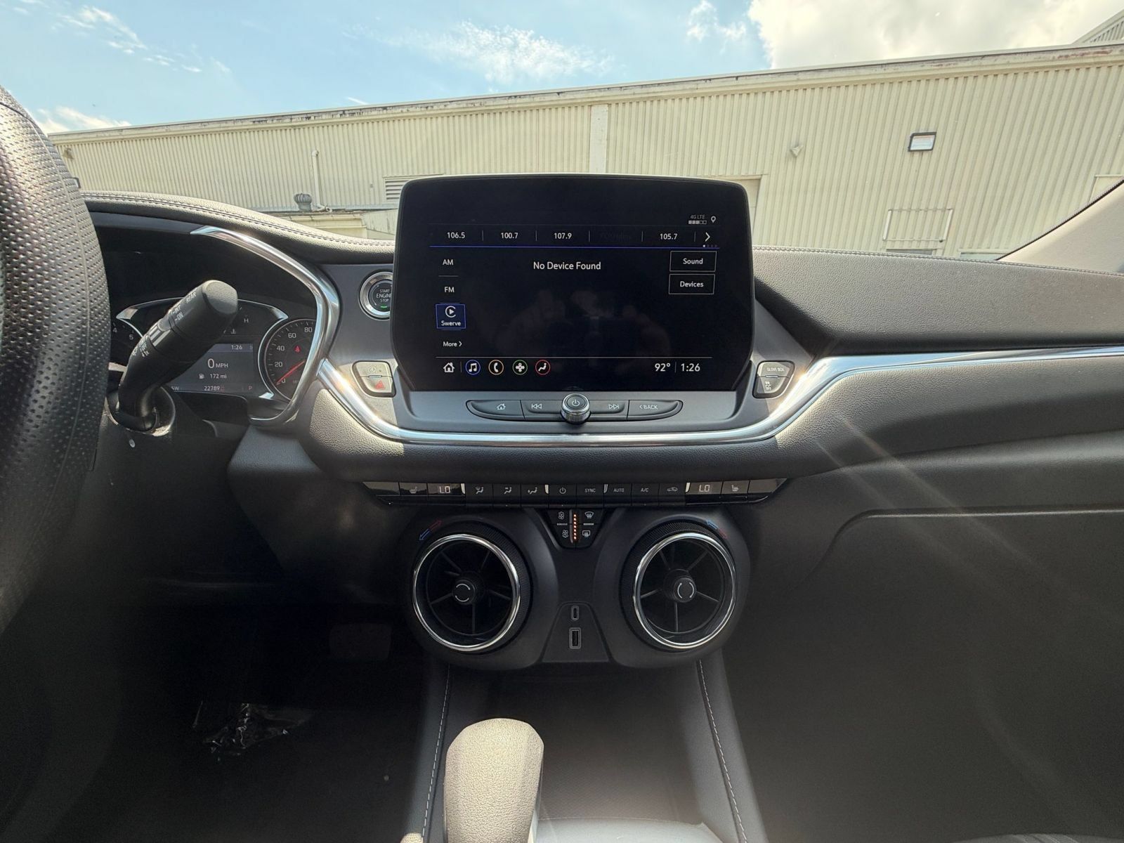 Used 2025 Chevrolet Blazer LT FWD image 16