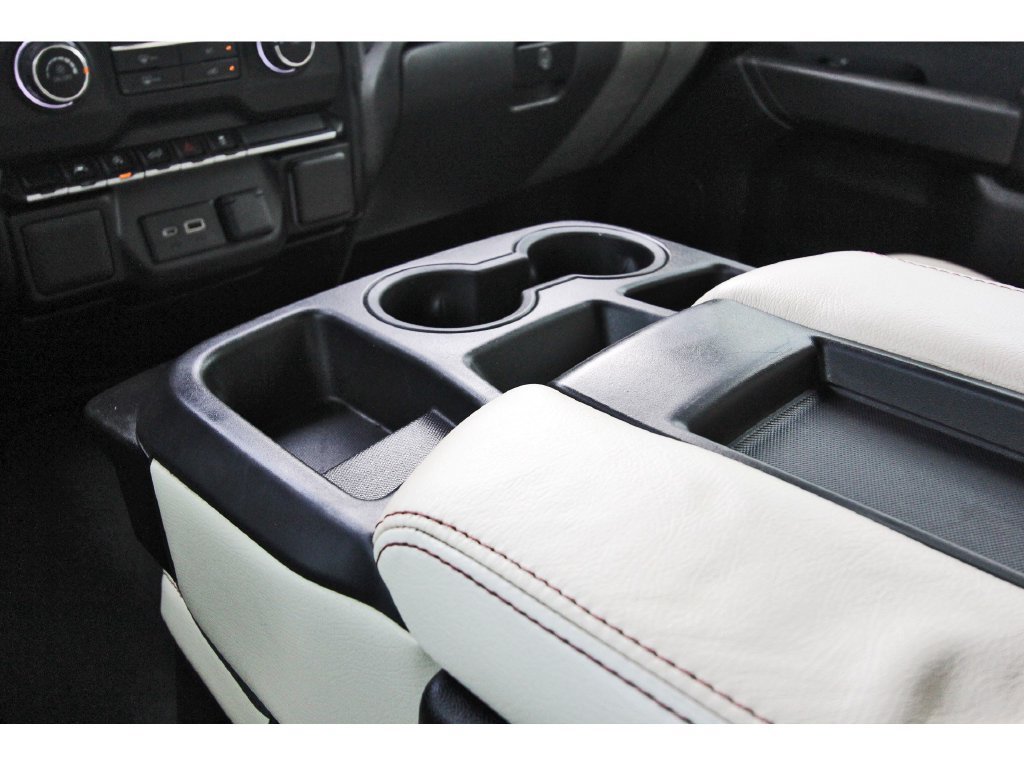 Used 2022 Chevrolet Silverado 1500 Custom AWD/4WD image 30