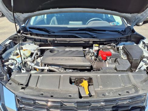 Used 2023 Nissan Rogue SL AWD/4WD image 9