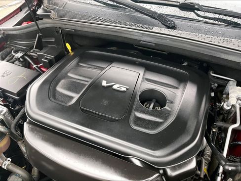 Used 2017 Jeep Grand Cherokee Altitude image 31